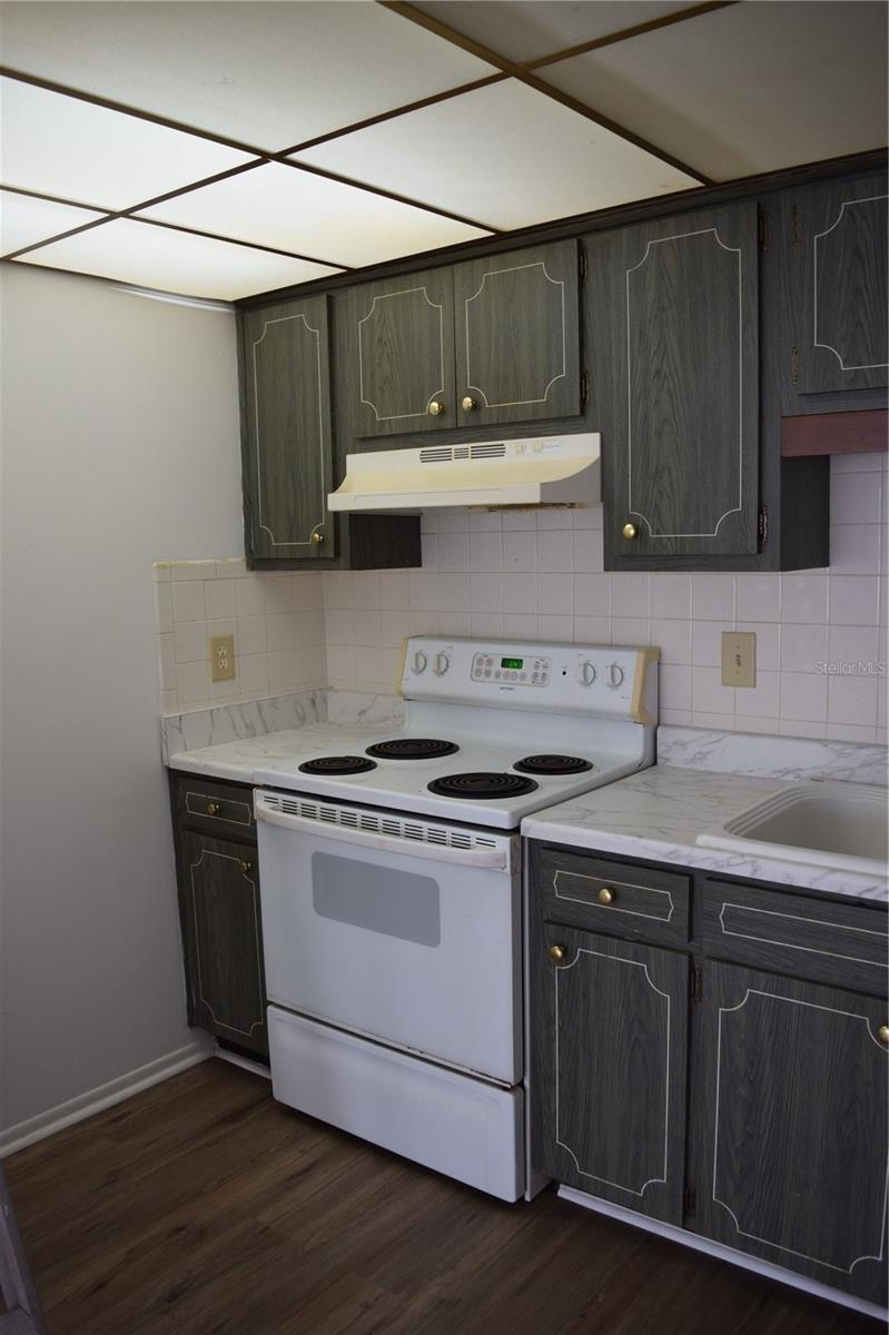 Image 12 of 17 For 4357 Tahitian Gardens Circle E