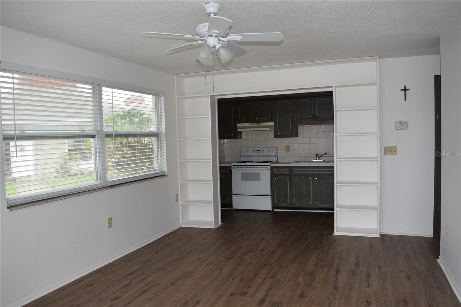 Image 2 of 17 For 4357 Tahitian Gardens Circle E