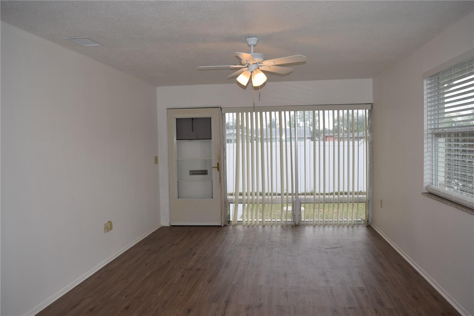 Image 3 of 17 For 4357 Tahitian Gardens Circle E