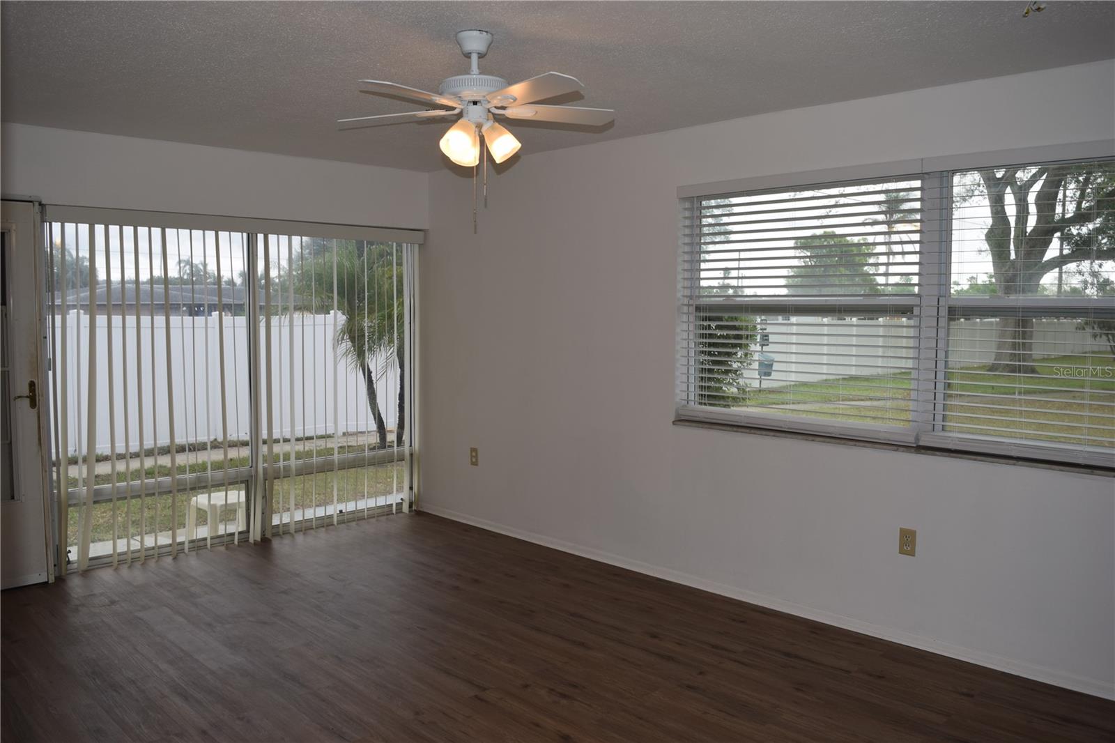 Image 4 of 17 For 4357 Tahitian Gardens Circle E