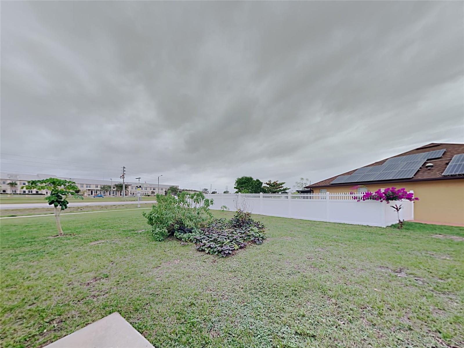 Image 24 of 26 For 36 Alicante Court