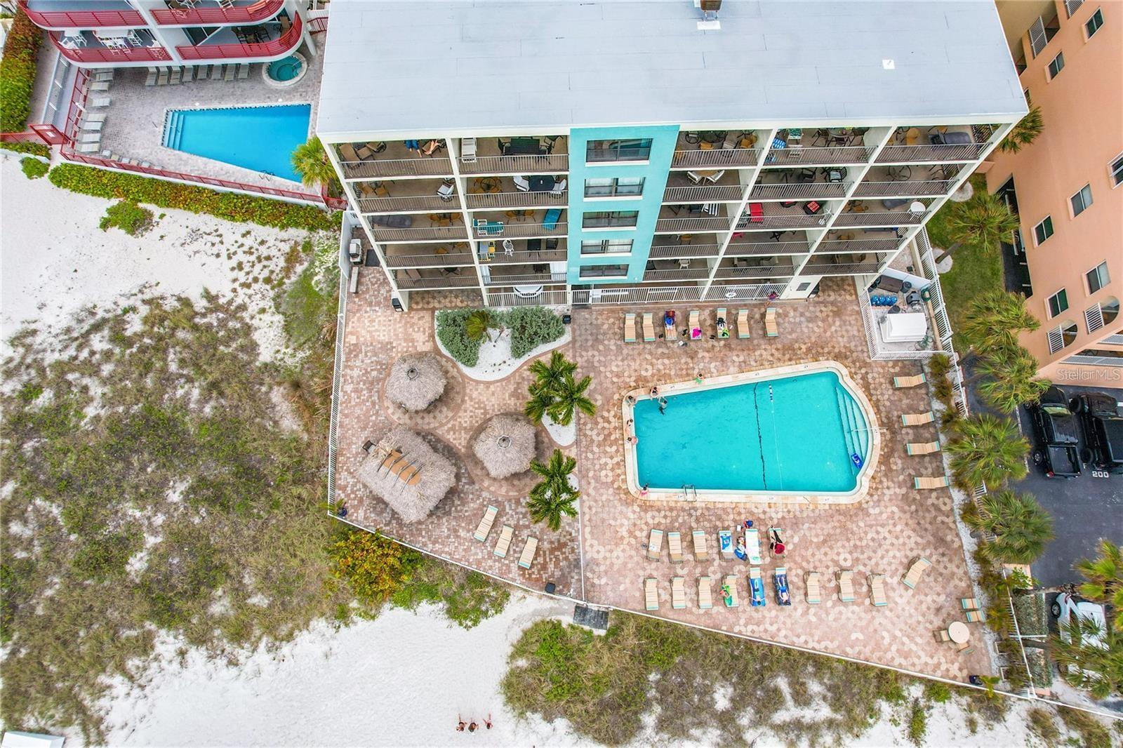 Image 13 of 62 For 12924 Gulf Boulevard 510