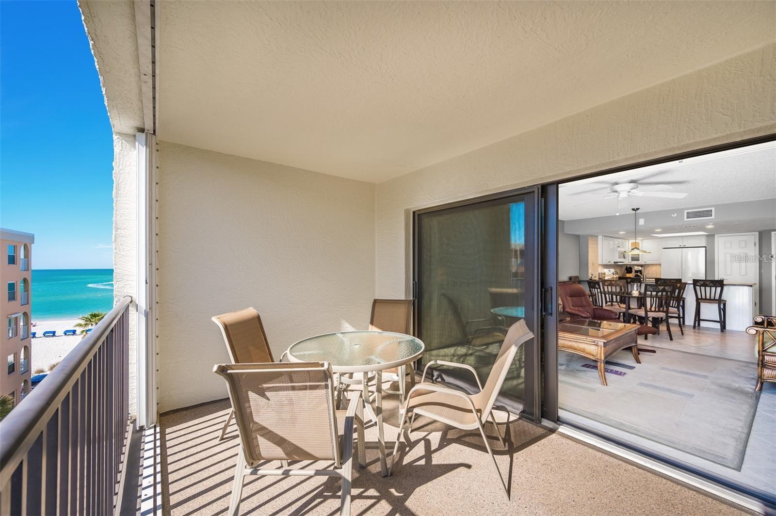 Image 20 of 62 For 12924 Gulf Boulevard 510