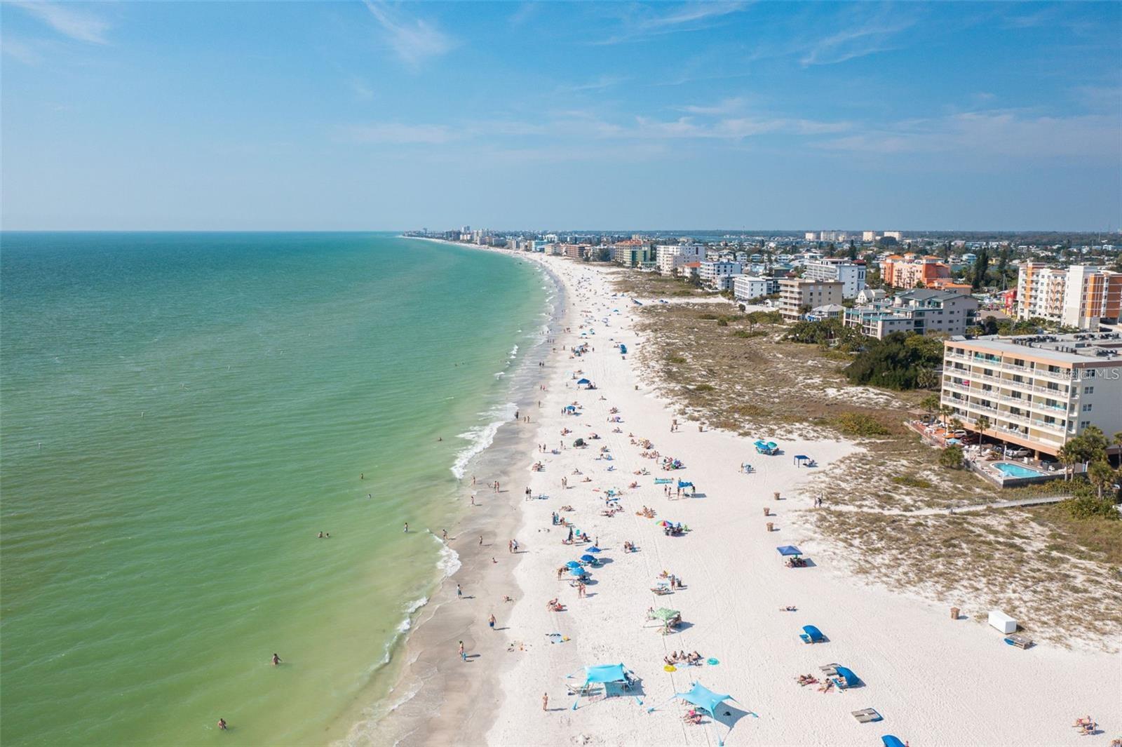 Image 3 of 62 For 12924 Gulf Boulevard 510