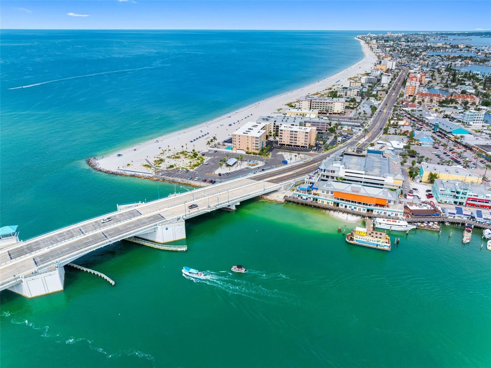 Image 60 of 62 For 12924 Gulf Boulevard 510