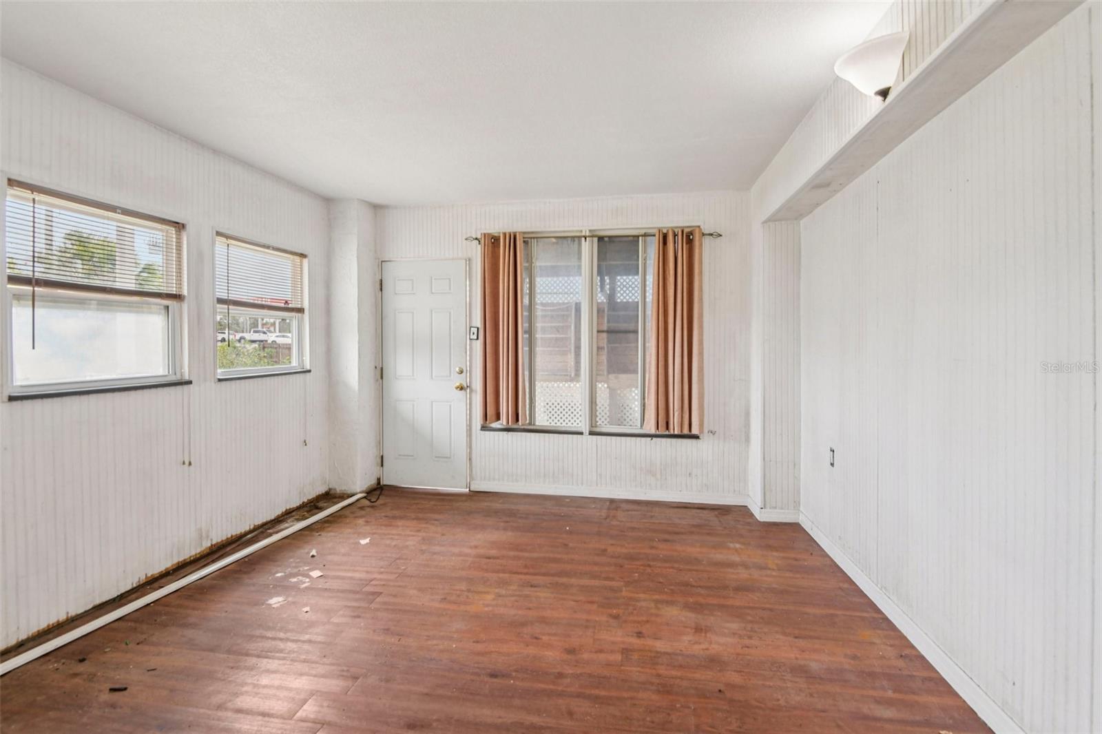 Image 20 of 27 For 13730 Judy Avenue
