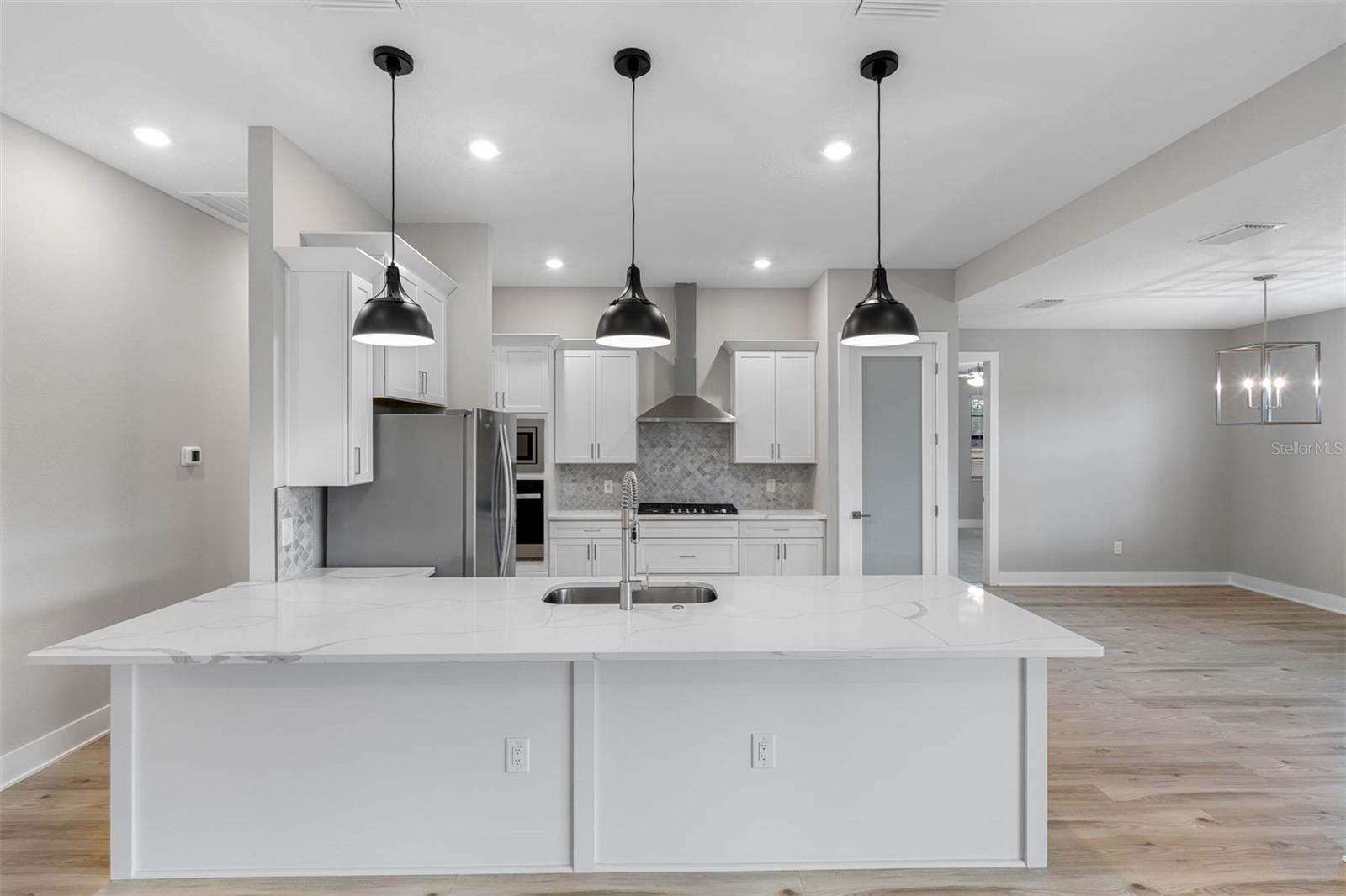 Image 3 of 17 For 5601 Summit View Drive