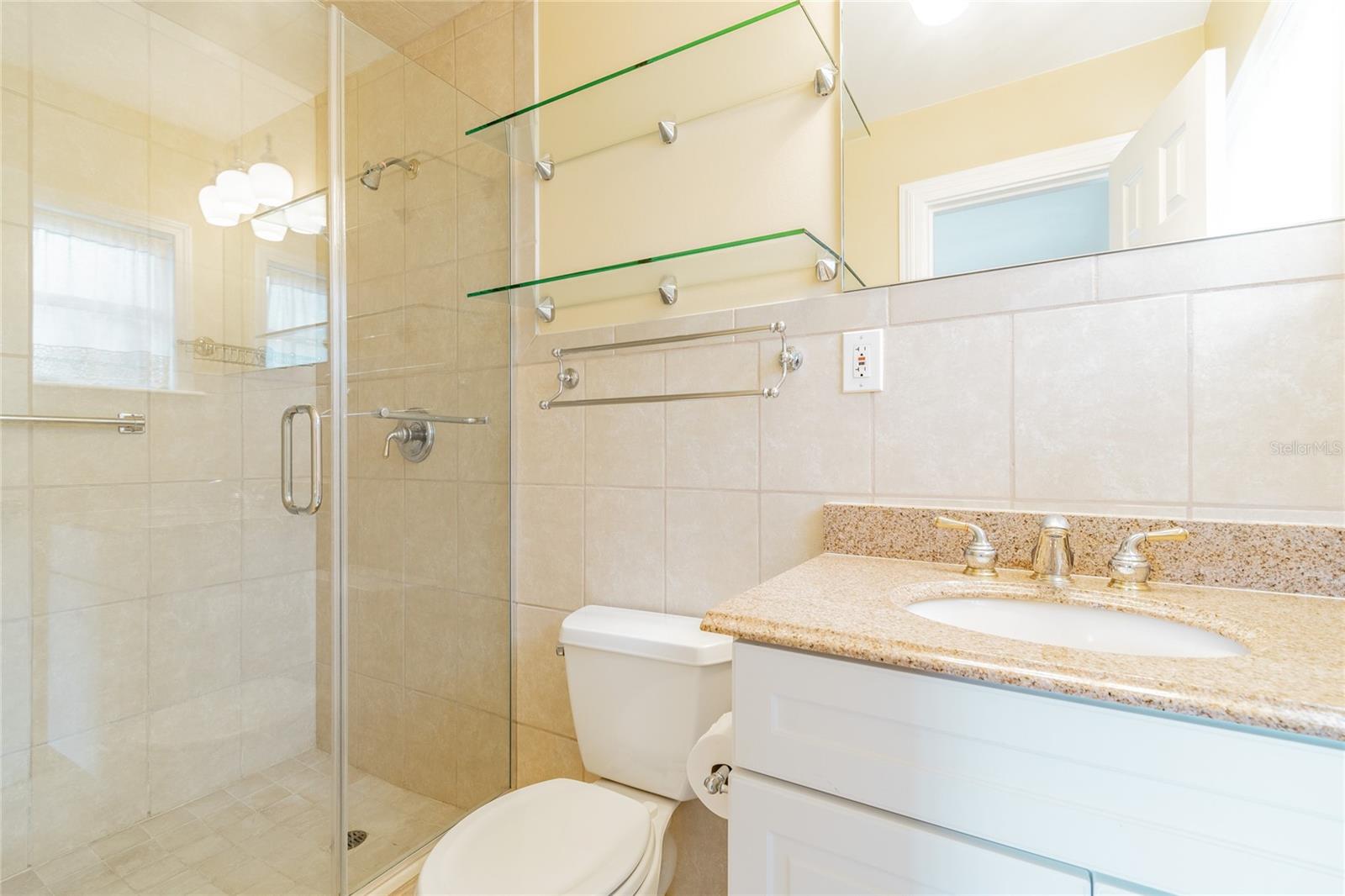 Image 7 of 18 For 4511 Cameron Avenue