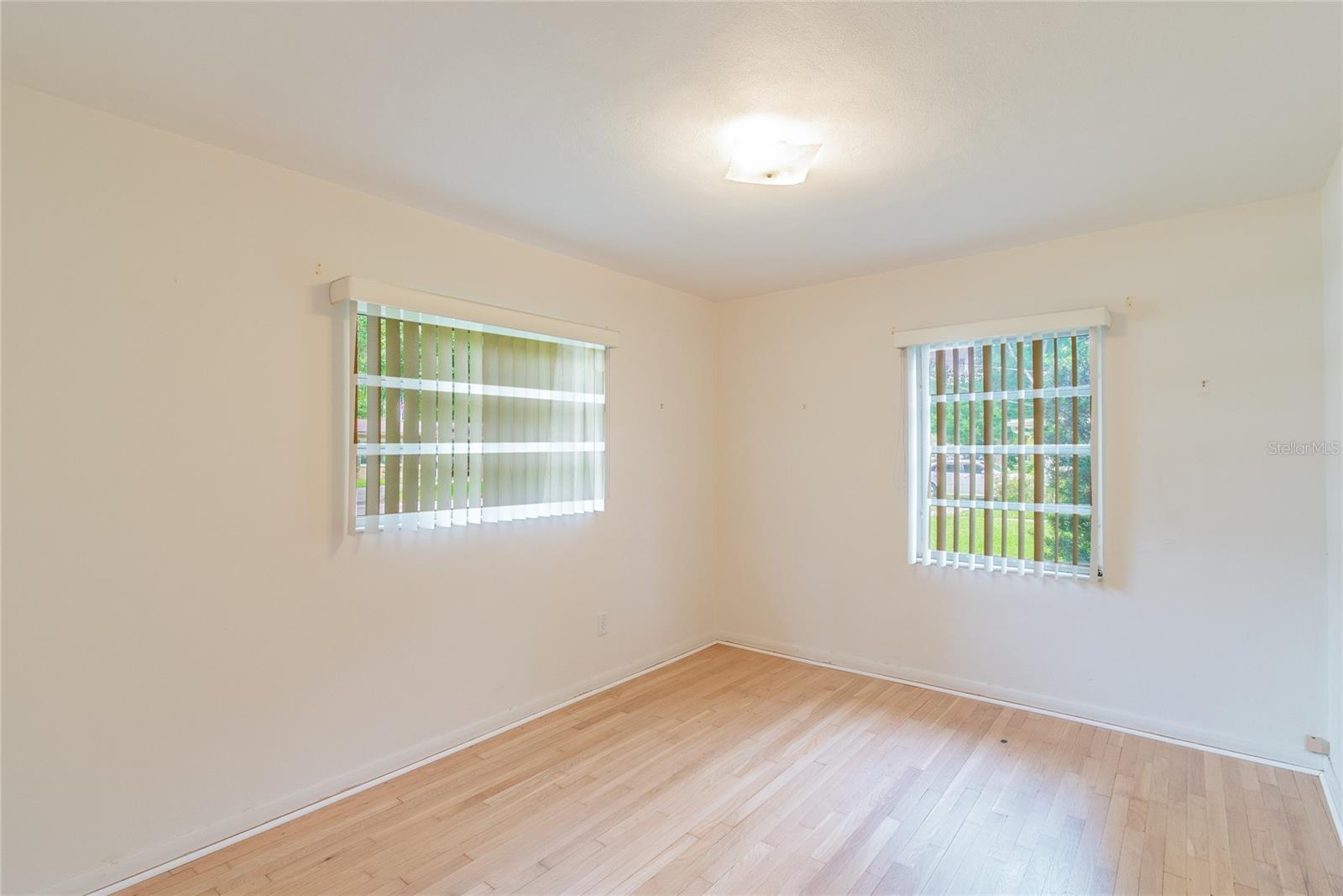 Image 9 of 18 For 4511 Cameron Avenue