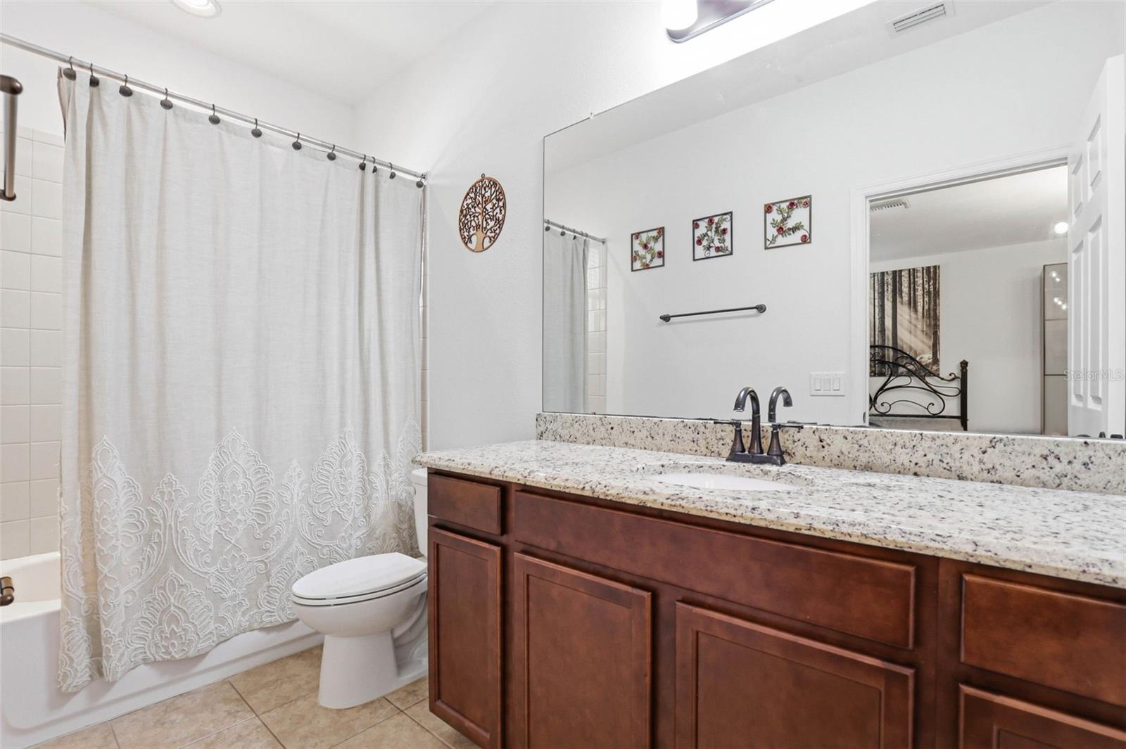 Image 25 of 72 For 32550 Rapids Loop