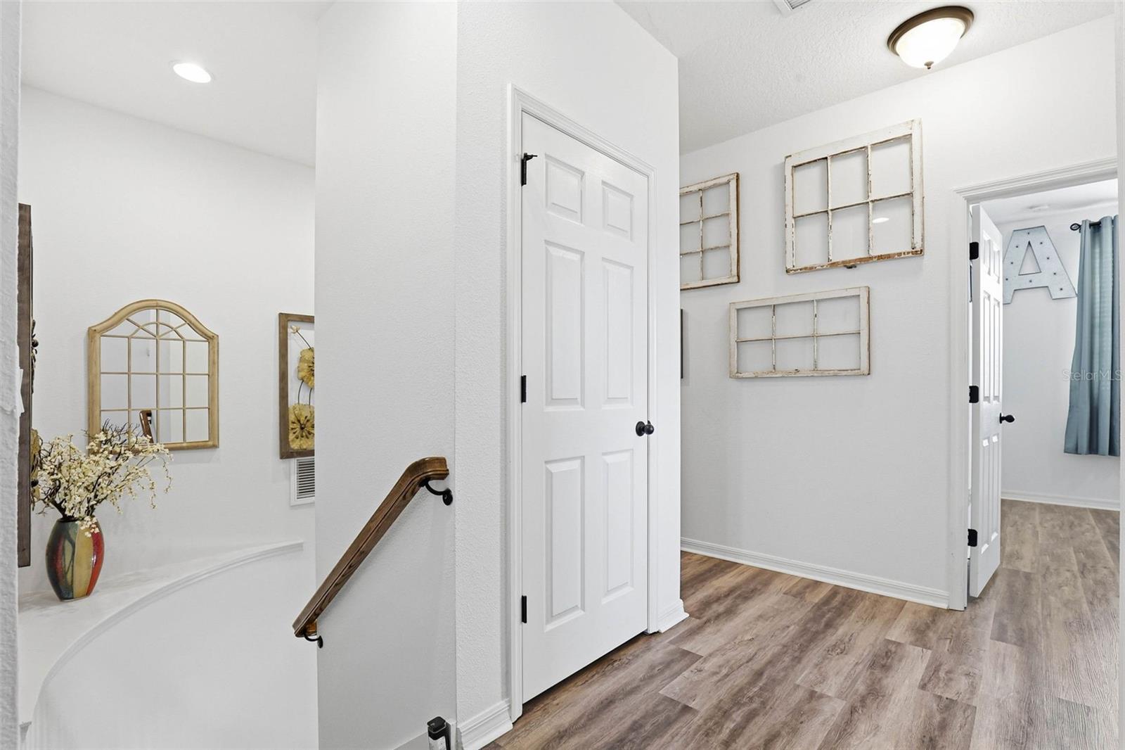 Image 26 of 72 For 32550 Rapids Loop