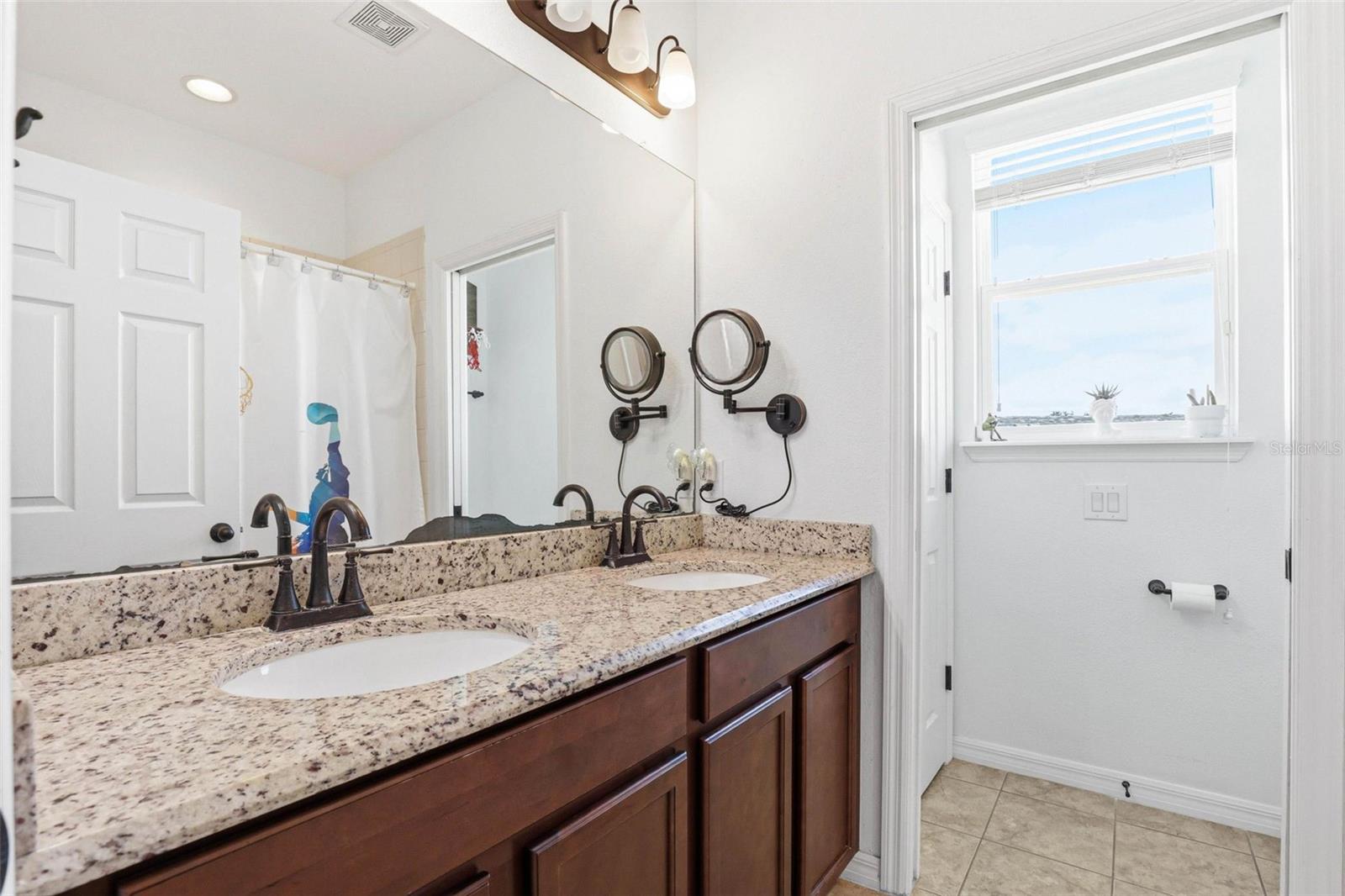 Image 35 of 72 For 32550 Rapids Loop