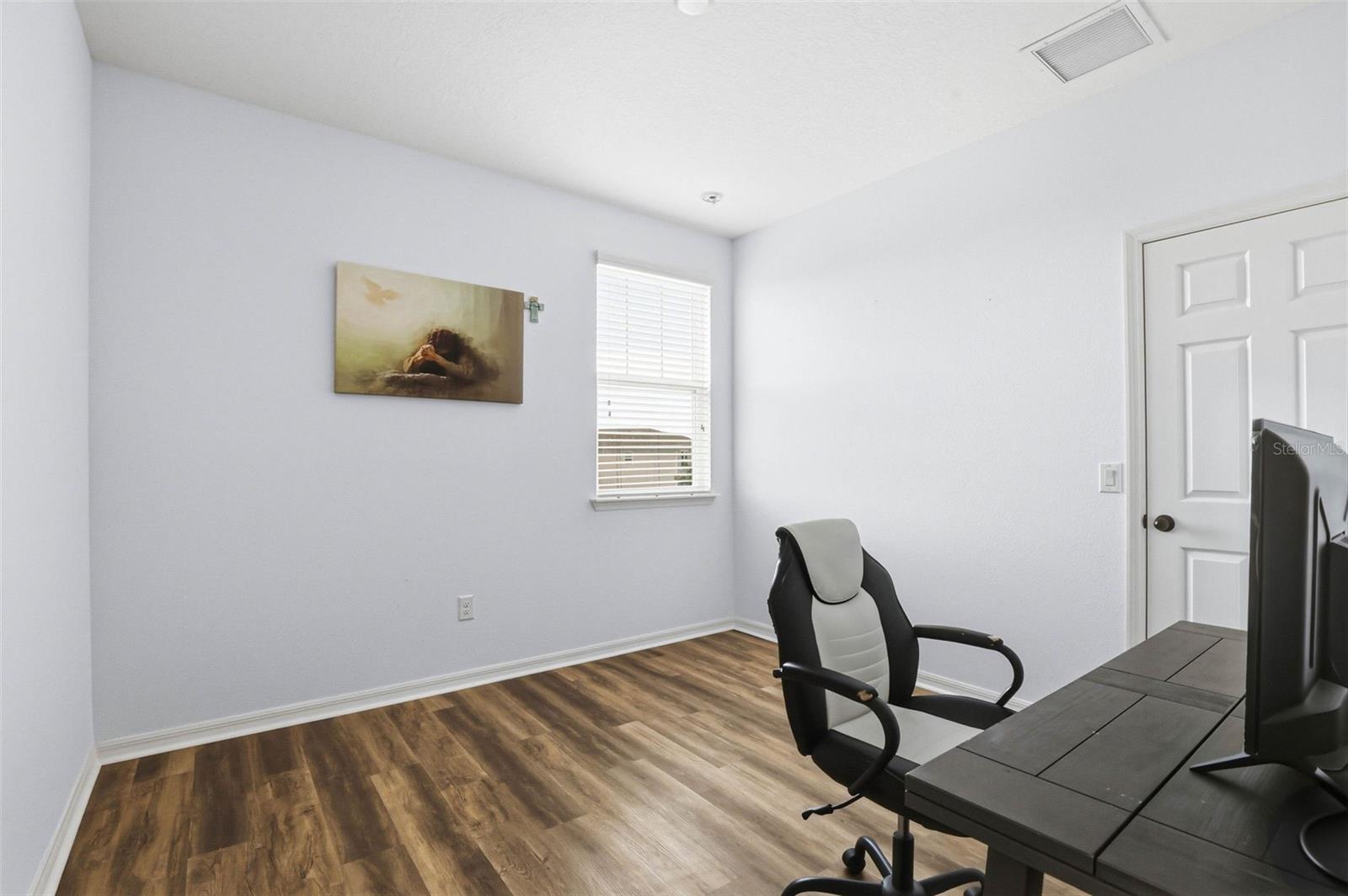 Image 37 of 72 For 32550 Rapids Loop