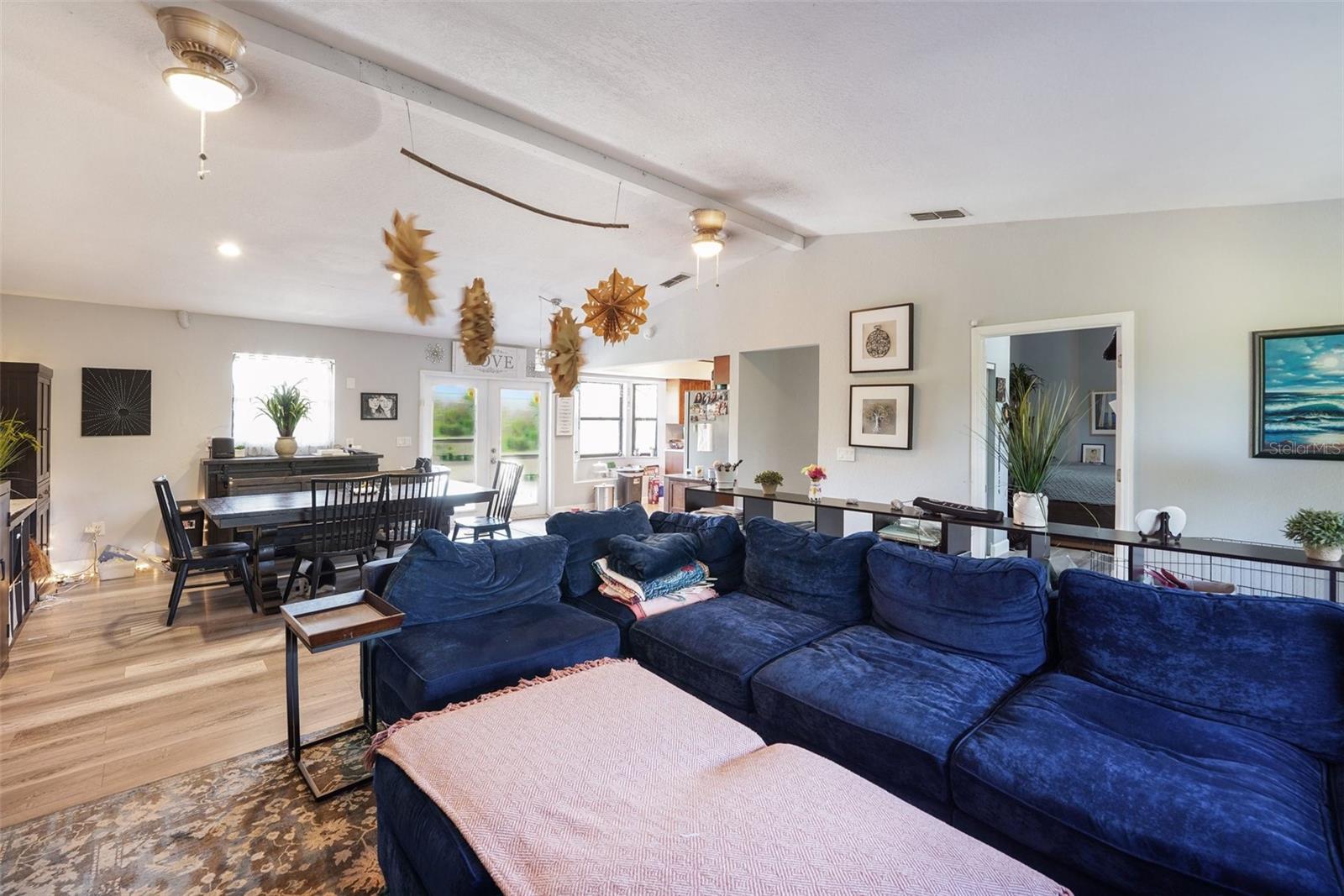 Image 5 of 35 For 15590 59th Street N