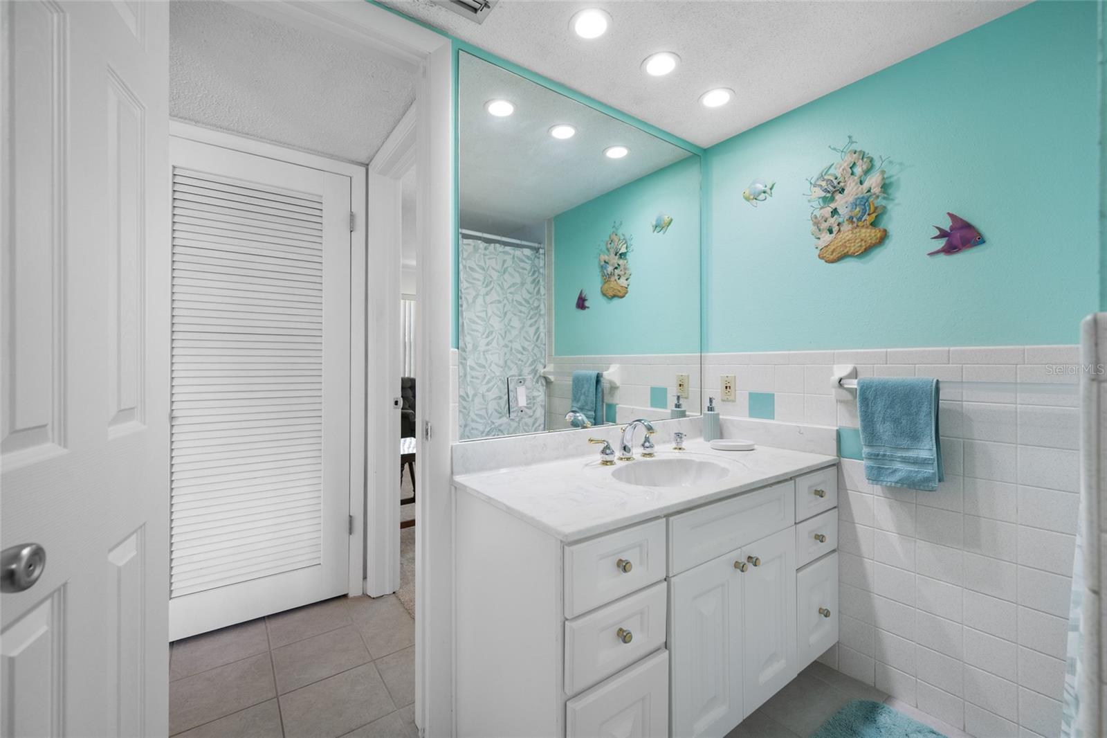 Image 15 of 25 For 12465 Monarch Circle