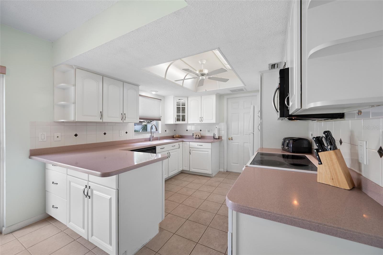 Image 9 of 25 For 12465 Monarch Circle