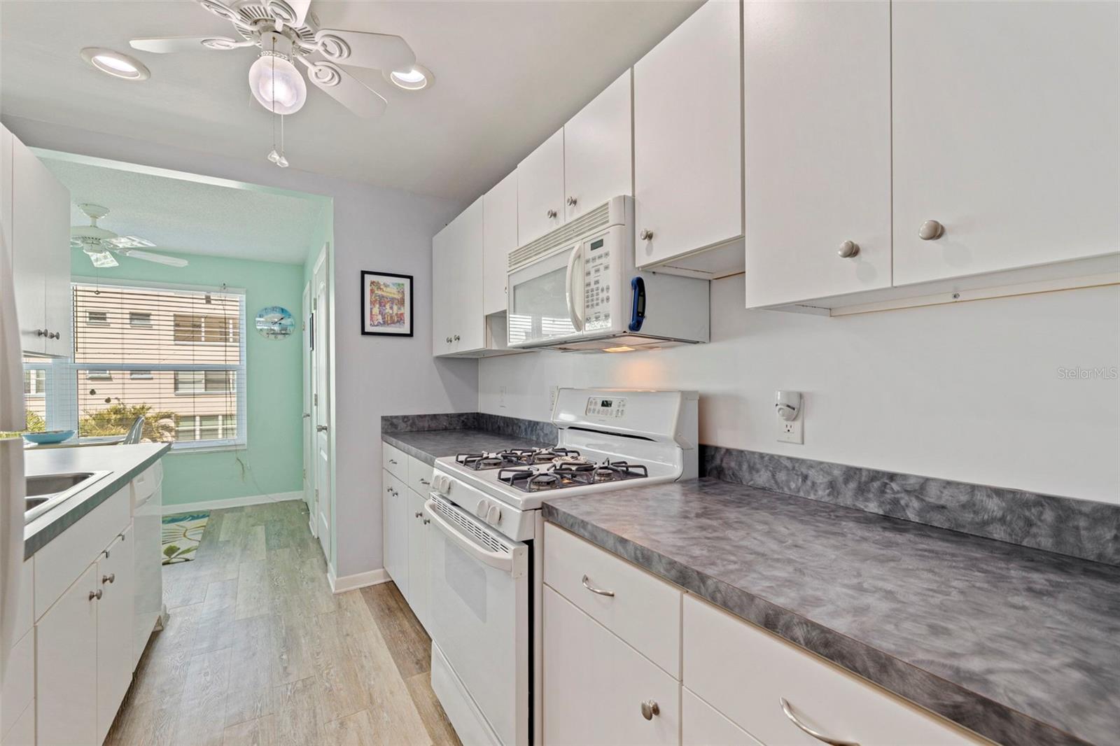 Image 13 of 28 For 2960 59th Street S 210