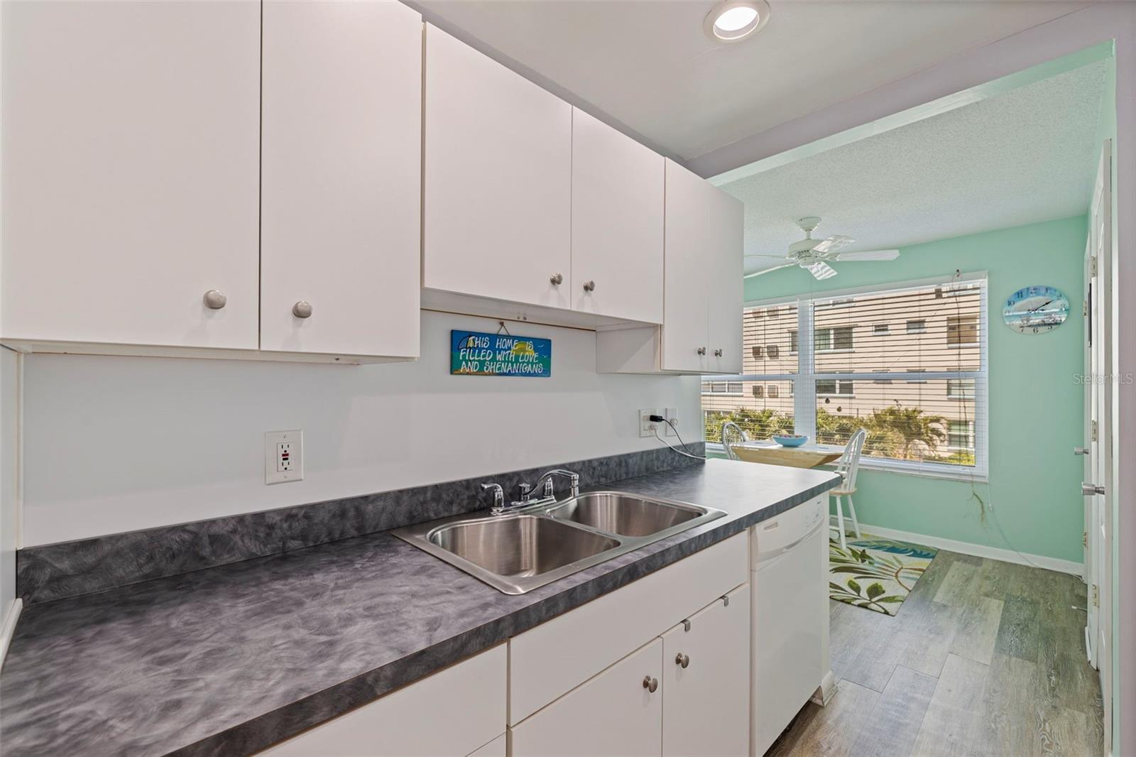 Image 14 of 28 For 2960 59th Street S 210