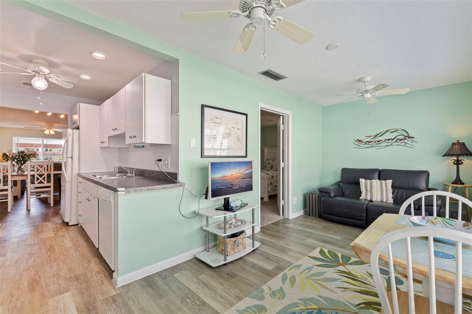 Image 15 of 28 For 2960 59th Street S 210