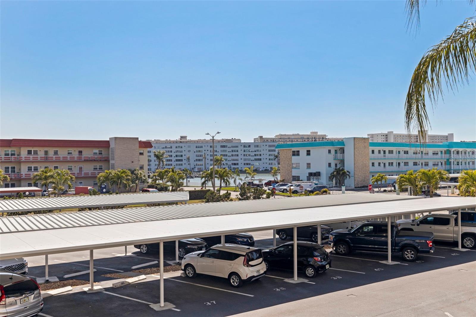 Image 4 of 28 For 2960 59th Street S 210