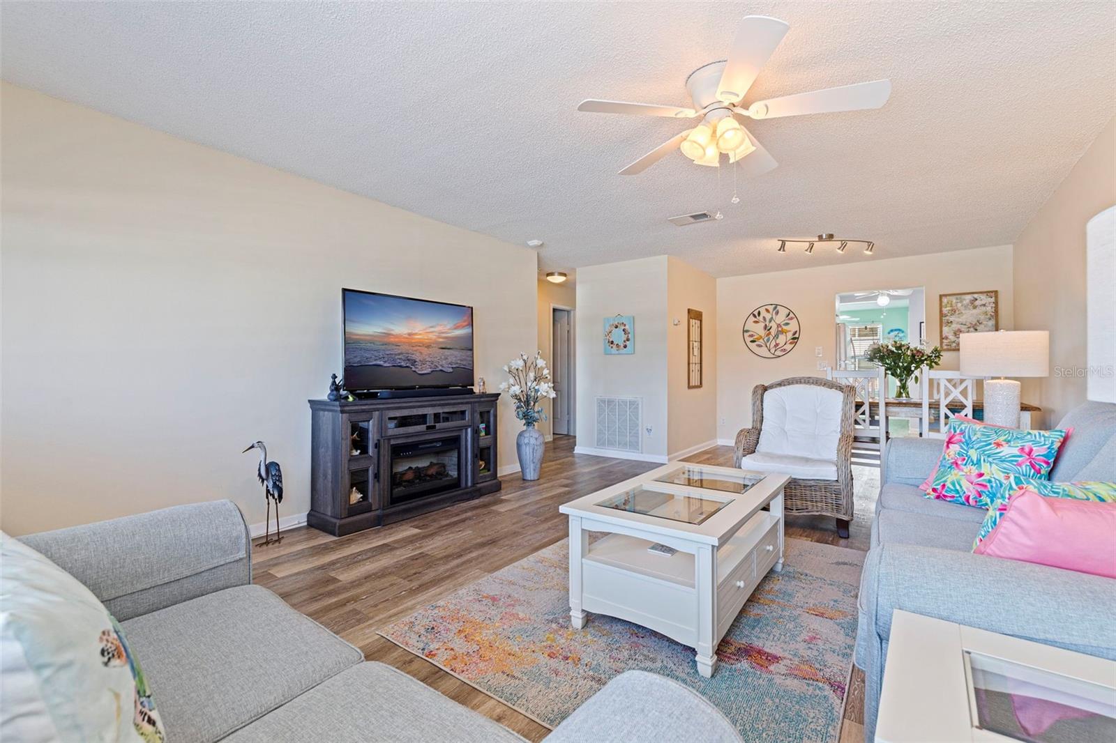 Image 9 of 28 For 2960 59th Street S 210