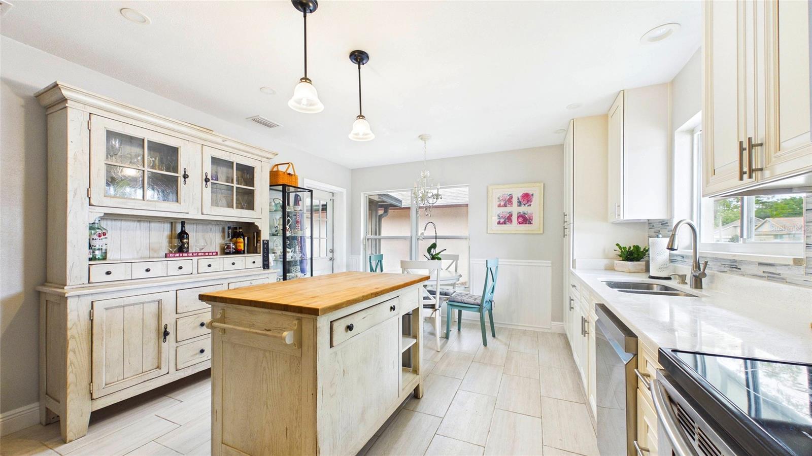 Image 14 of 43 For 5909 Bitterwood Court