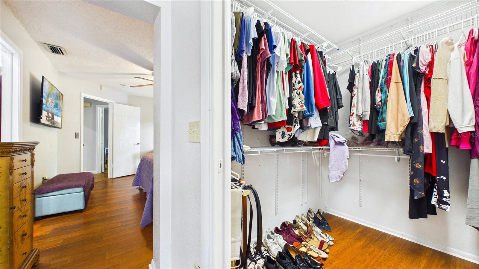 Image 20 of 43 For 5909 Bitterwood Court