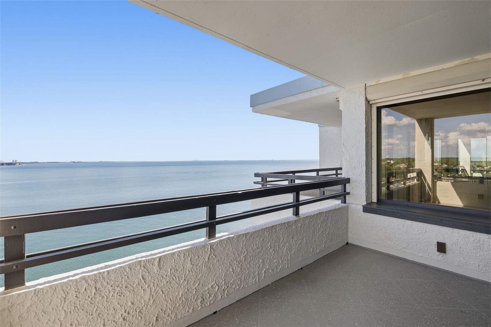 Image 19 of 41 For 5700 Mariner Street 801e