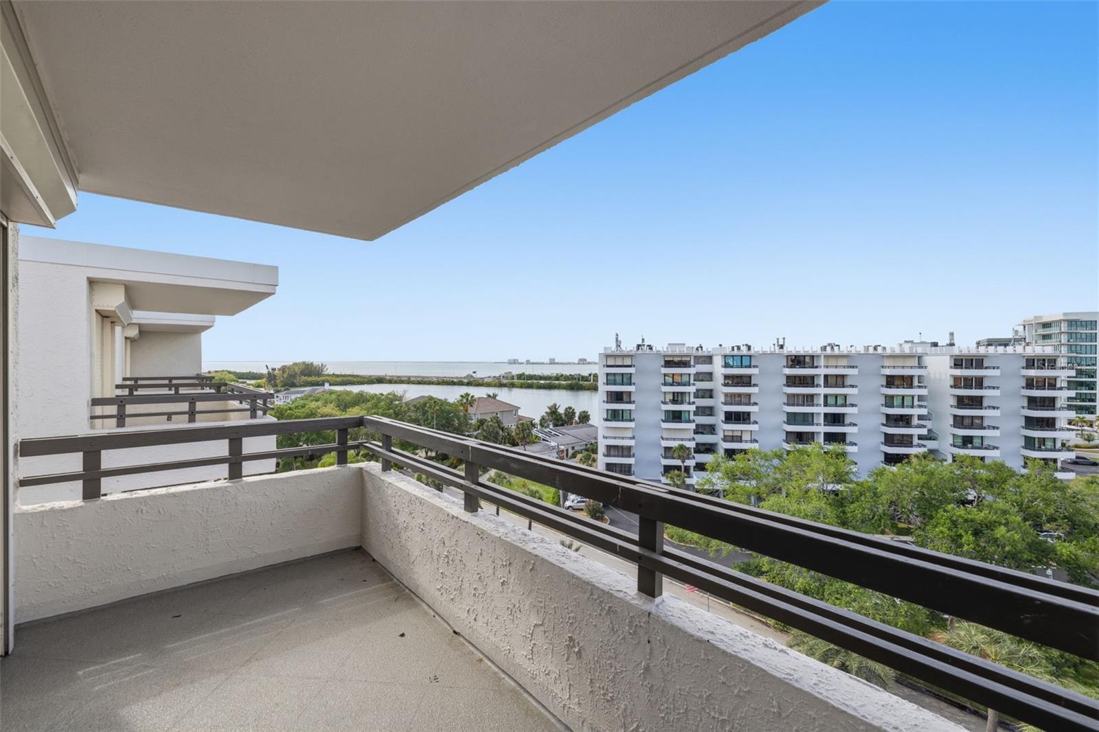 Image 25 of 41 For 5700 Mariner Street 801e