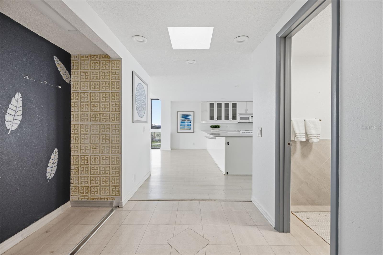 Image 4 of 41 For 5700 Mariner Street 801e