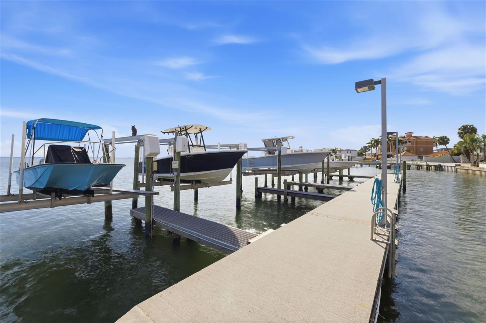 Image 40 of 41 For 5700 Mariner Street 801e