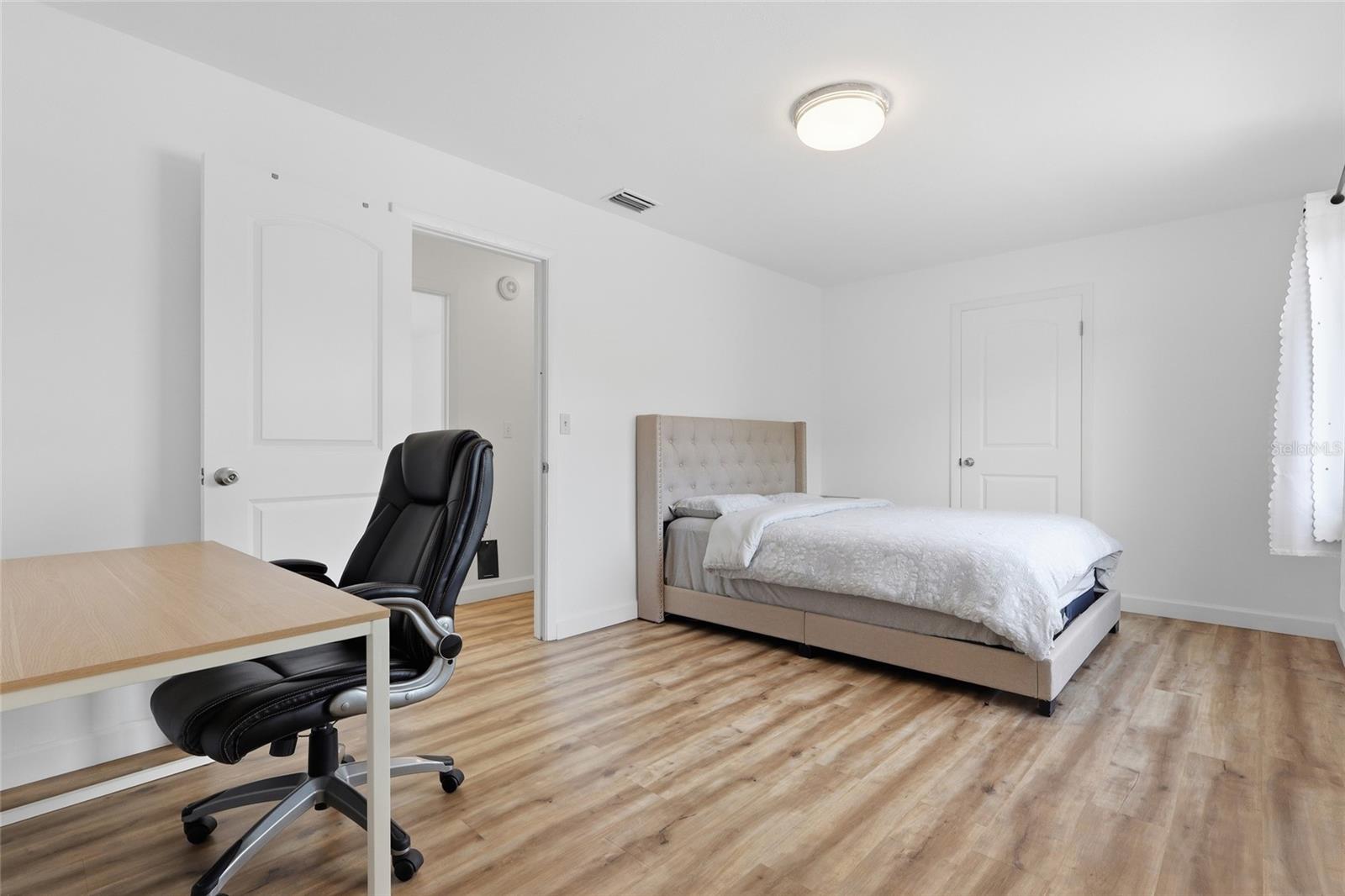 Image 20 of 32 For 2530 Tennessee Avenue