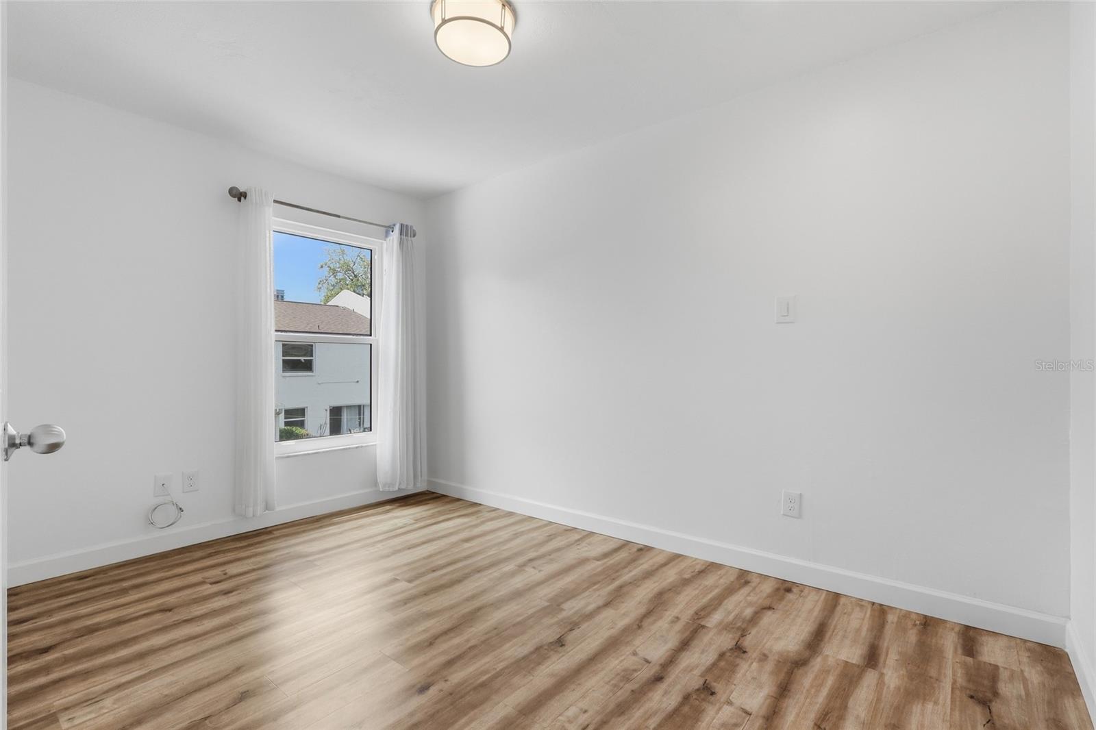 Image 23 of 32 For 2530 Tennessee Avenue