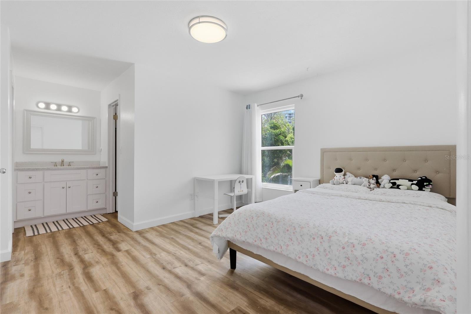 Image 24 of 32 For 2530 Tennessee Avenue