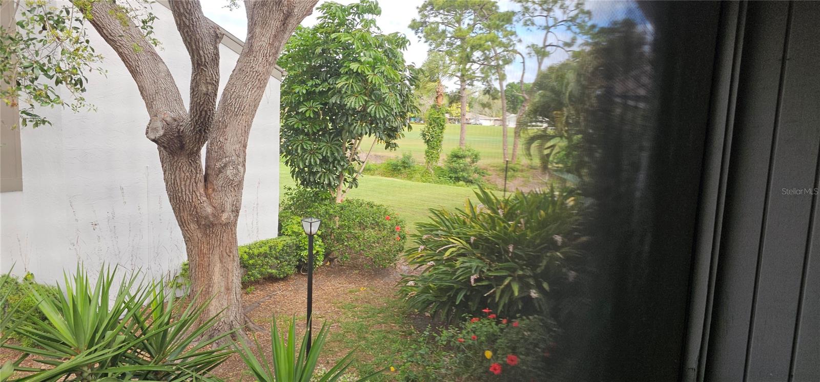 Listing photo id 13 for 2025 Lakewood Club Drive S 5k