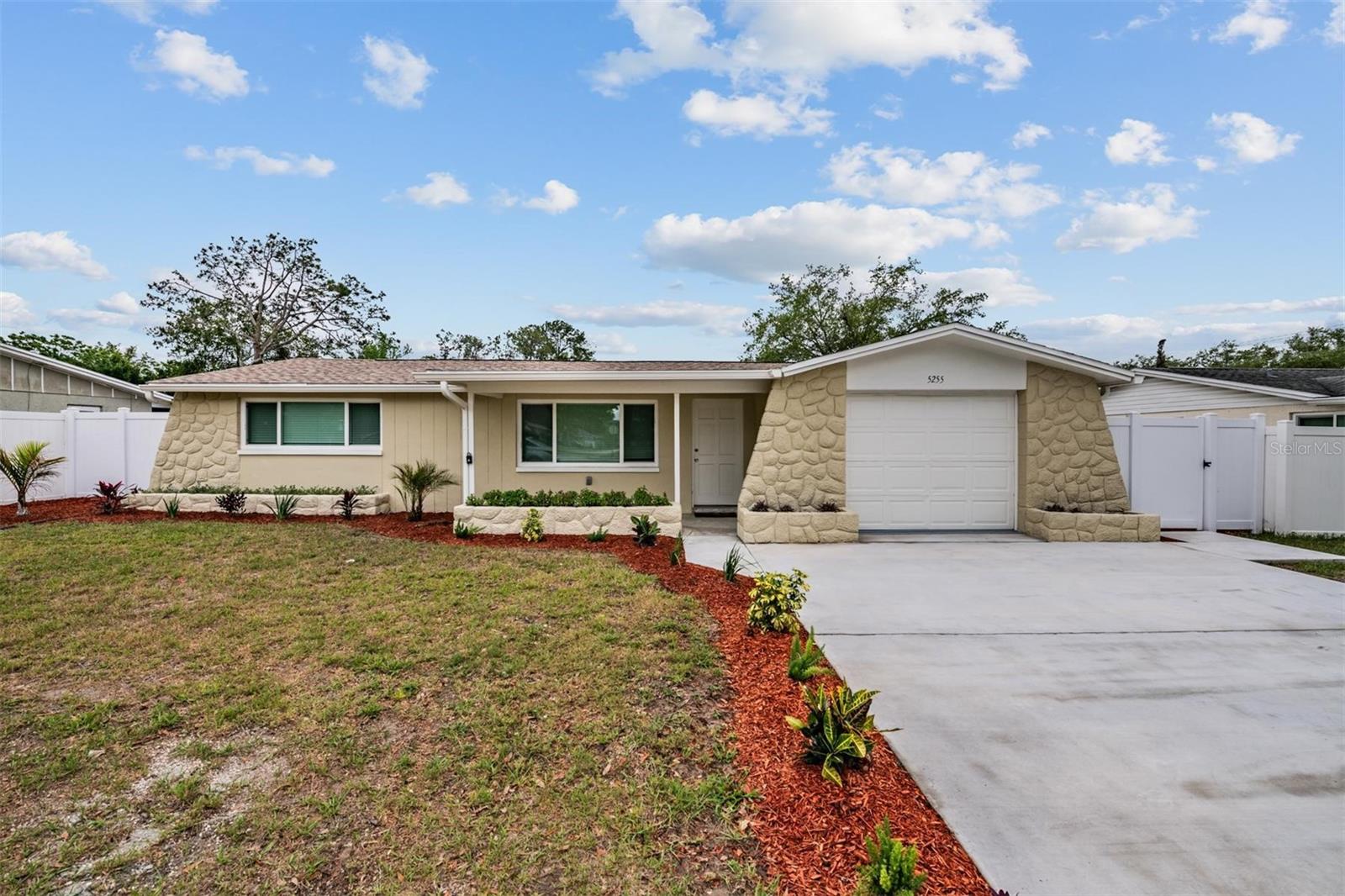 Details for 5255 School Road, NEW PORT RICHEY, FL 34653
