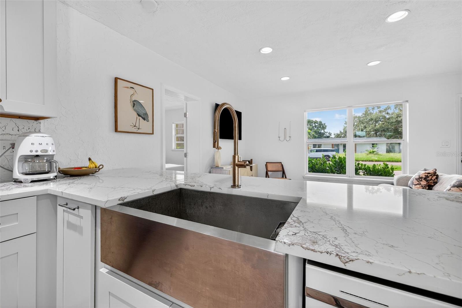 Image 14 of 35 For 637 41st Avenue Ne