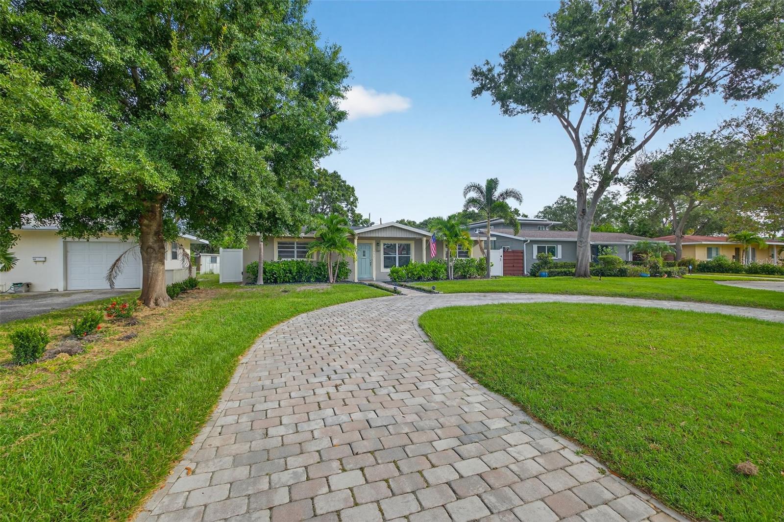 Image 32 of 35 For 637 41st Avenue Ne