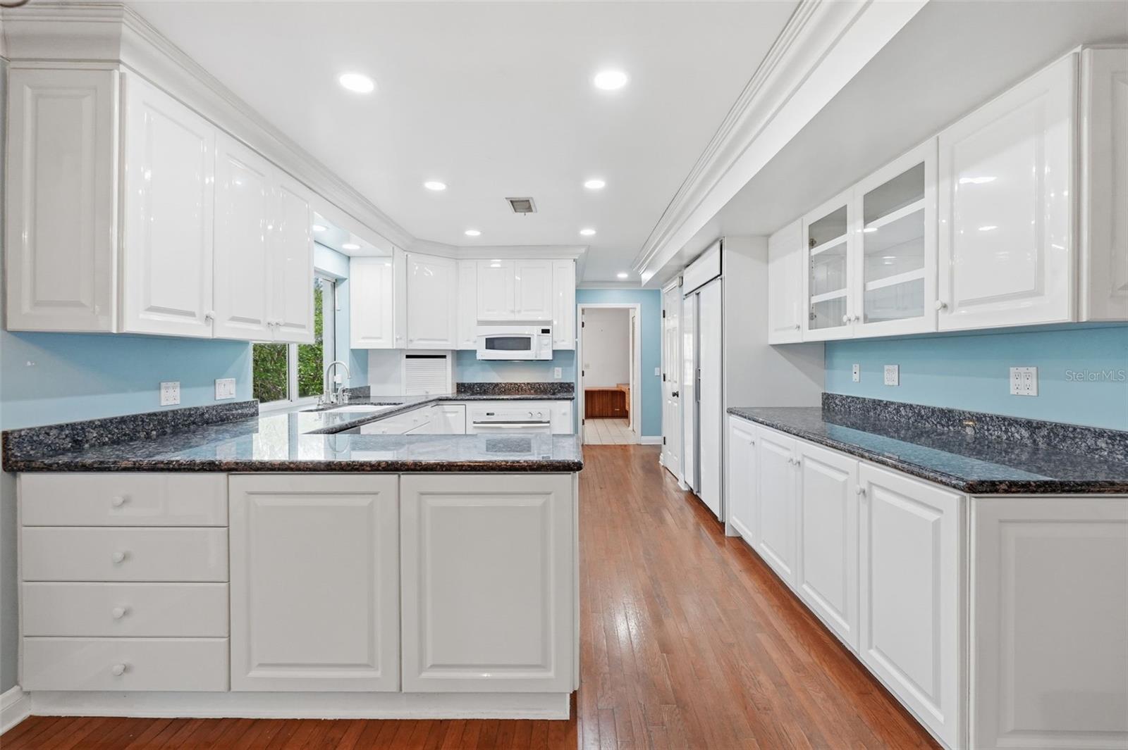 Image 17 of 64 For 1840 Salem Court