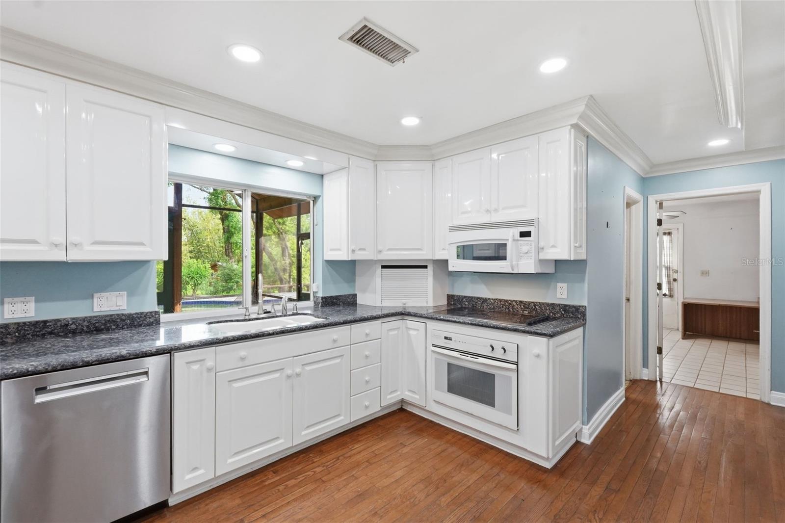 Image 20 of 64 For 1840 Salem Court