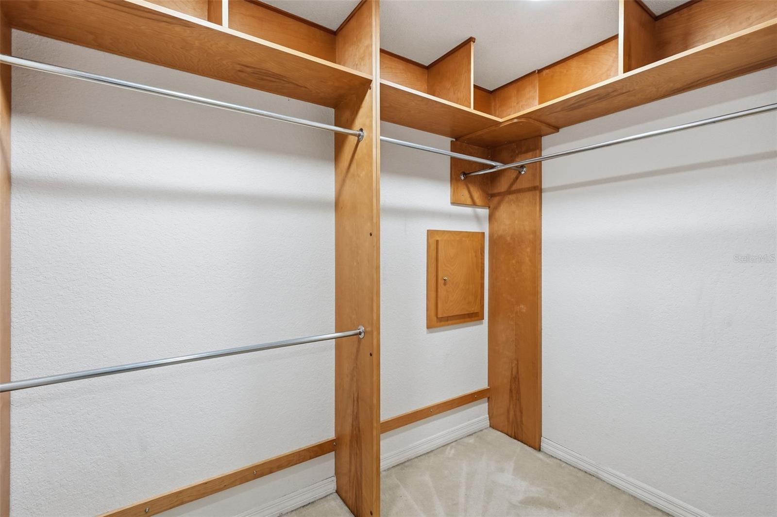 Image 39 of 64 For 1840 Salem Court