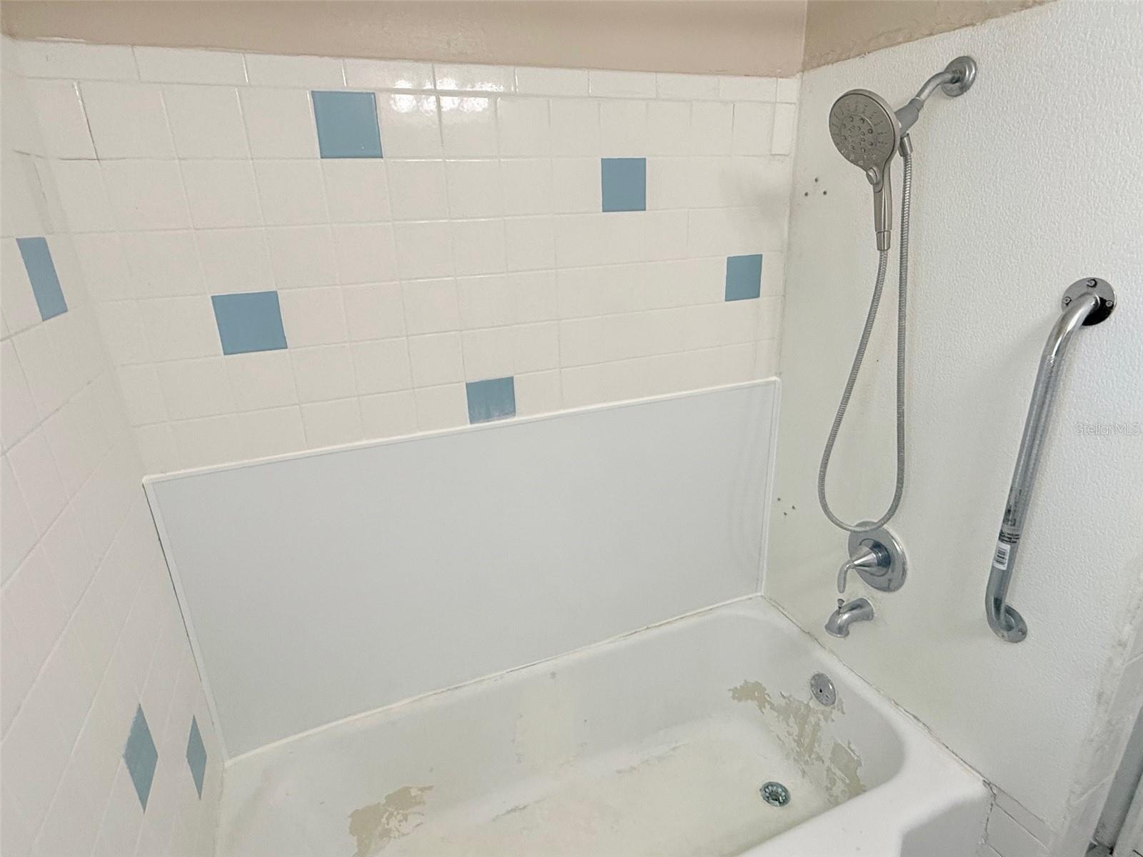 Image 15 of 28 For 2835 Dr Martin Luther King Jr Street S