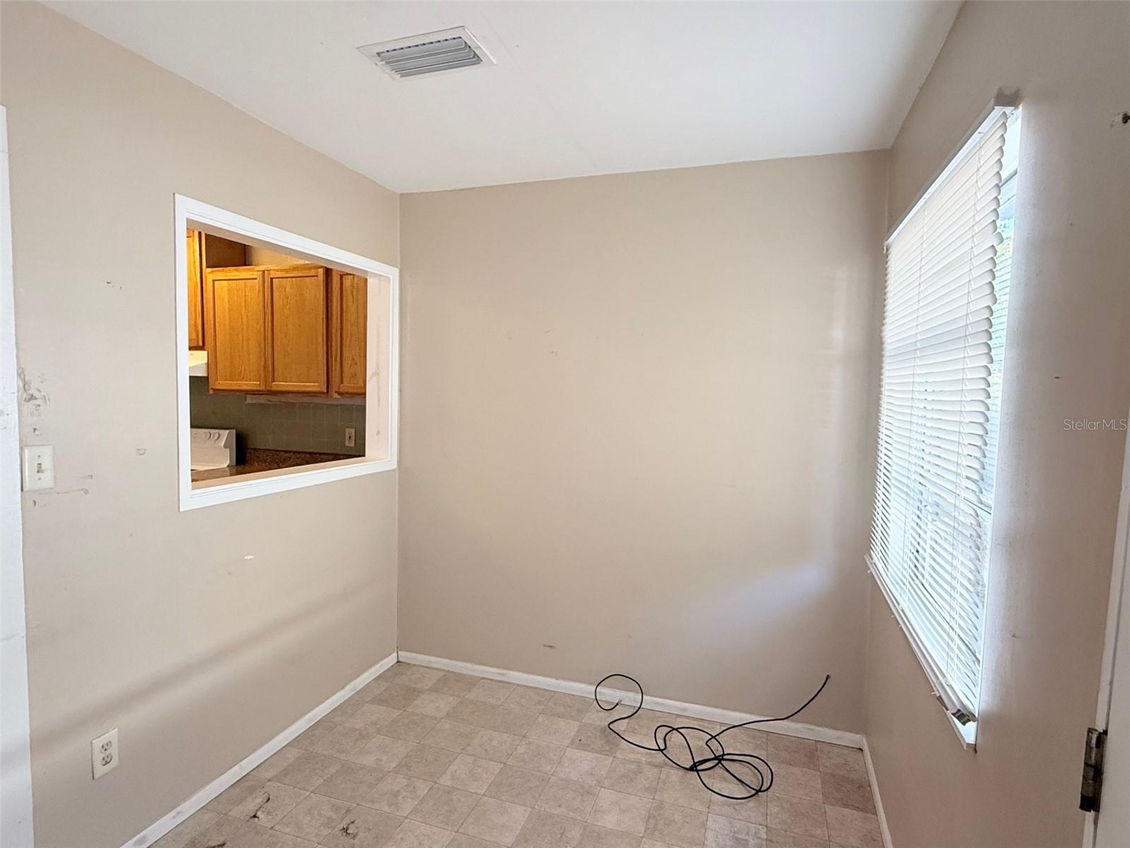 Image 22 of 28 For 2835 Dr Martin Luther King Jr Street S