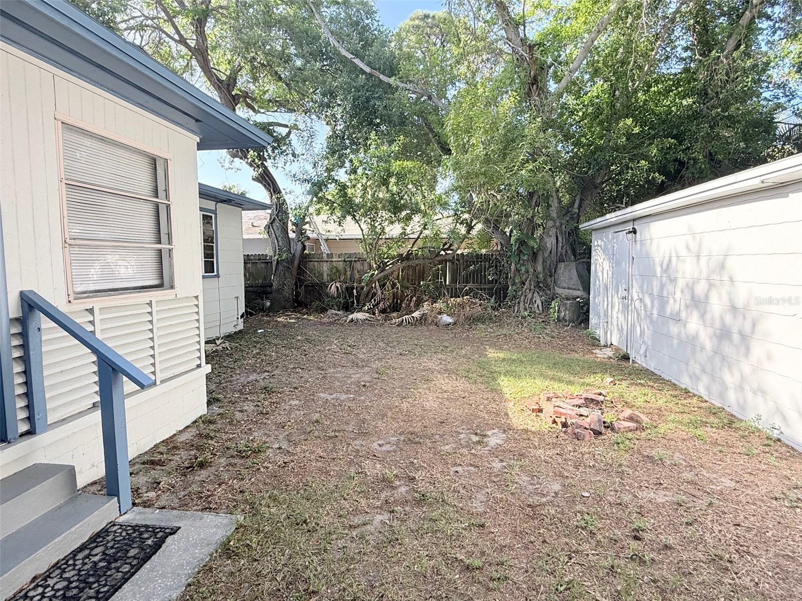 Image 25 of 28 For 2835 Dr Martin Luther King Jr Street S