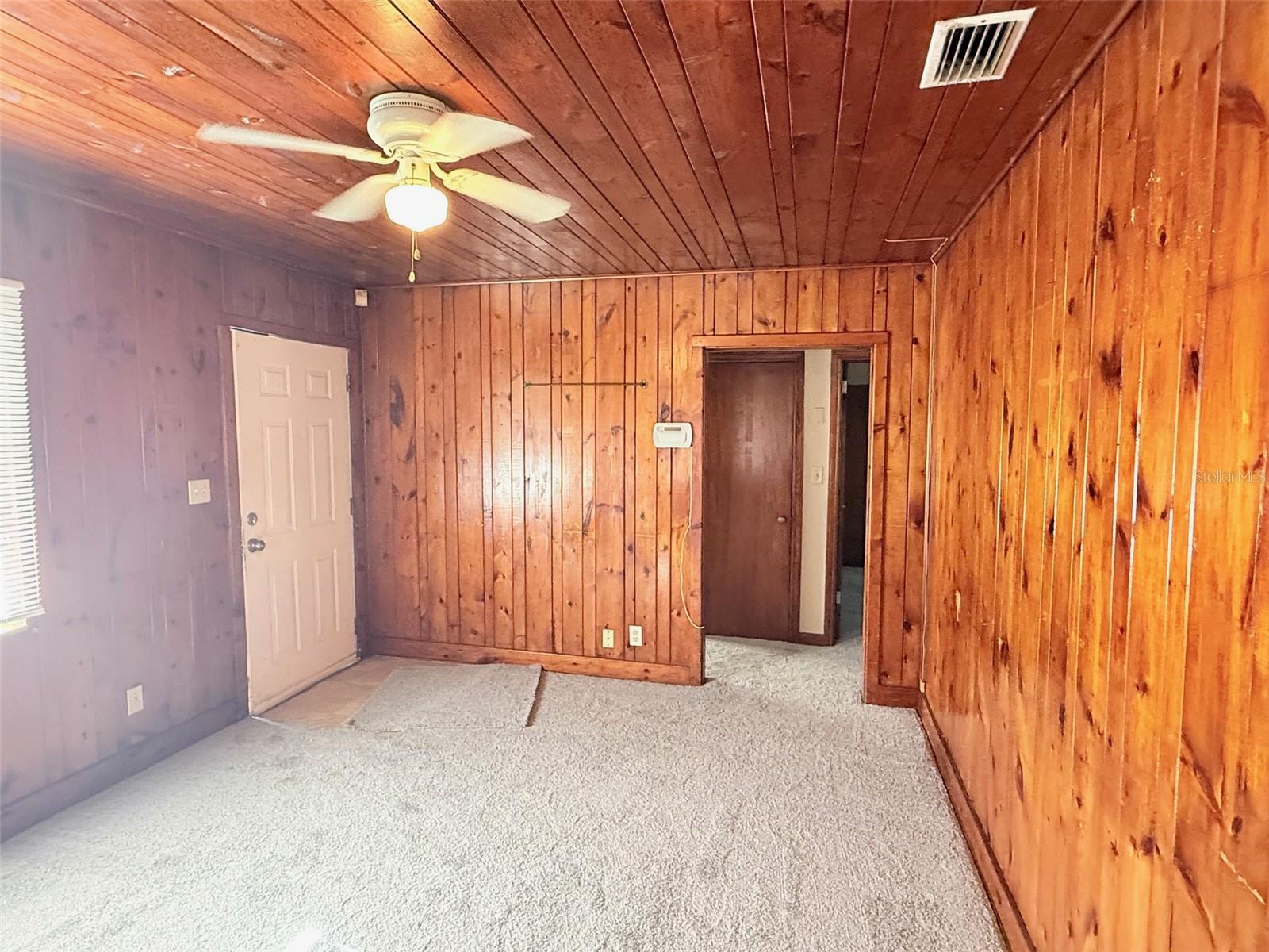 Image 3 of 28 For 2835 Dr Martin Luther King Jr Street S