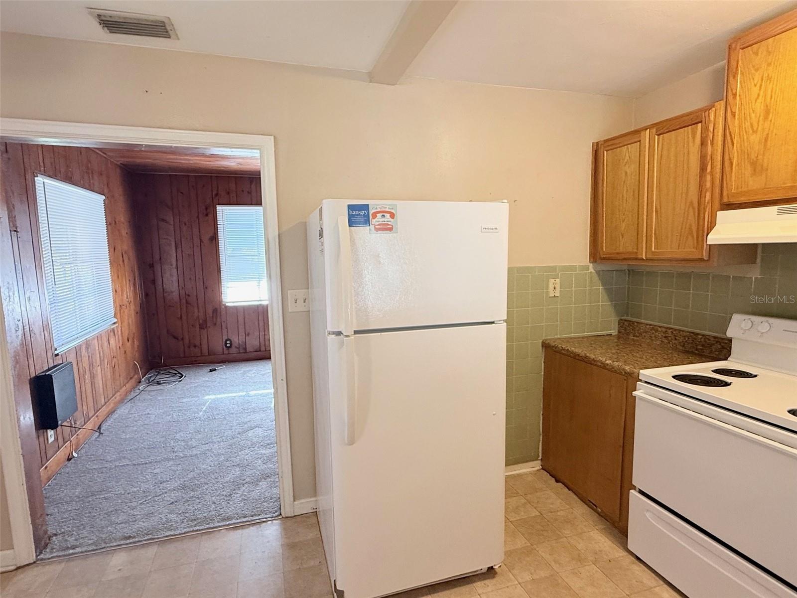 Image 9 of 28 For 2835 Dr Martin Luther King Jr Street S