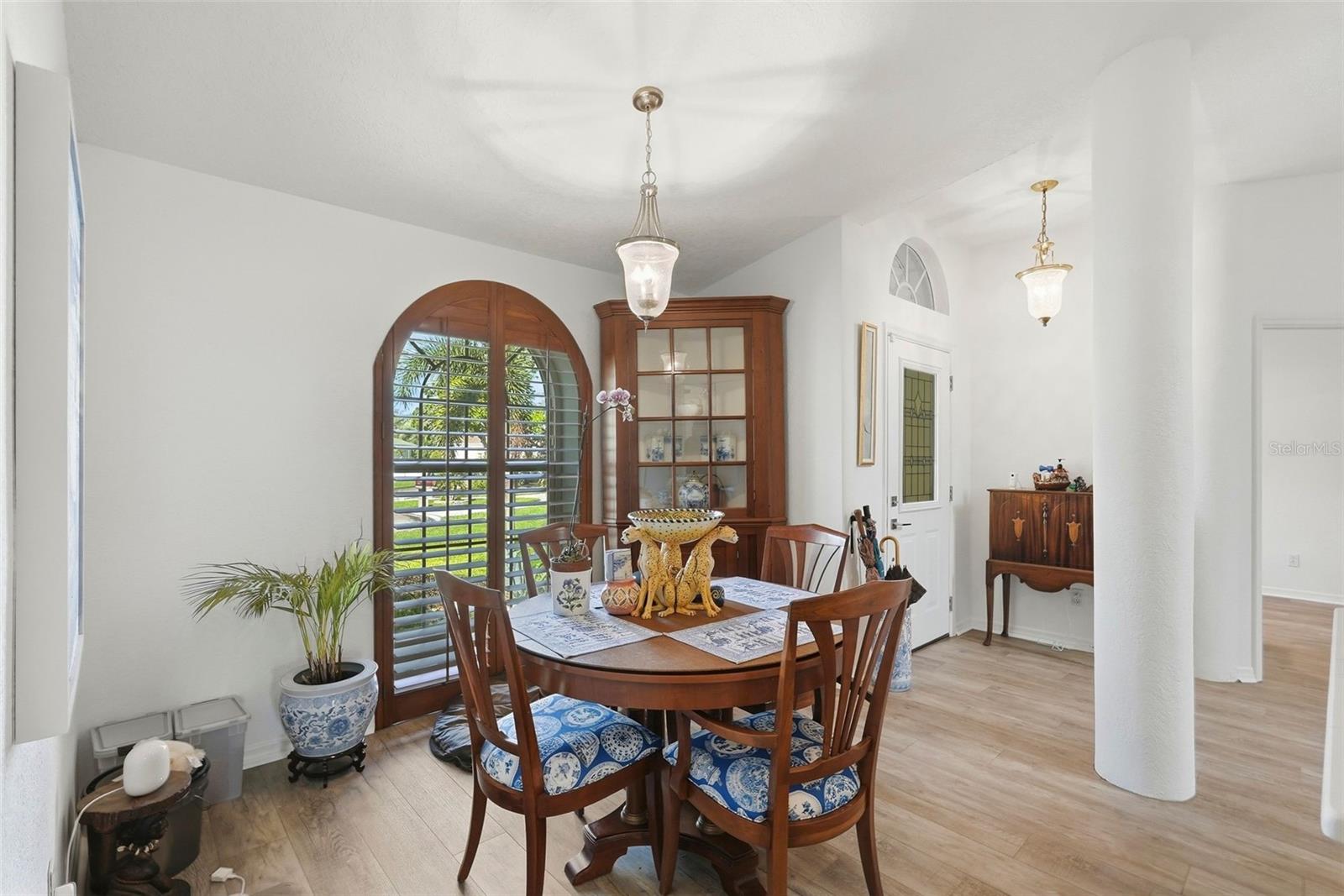 Image 13 of 44 For 4301 52nd Avenue S