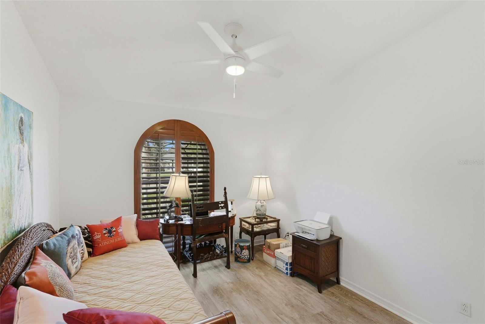 Image 14 of 44 For 4301 52nd Avenue S