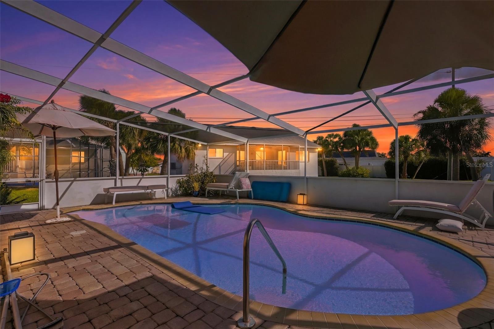 Image 2 of 44 For 4301 52nd Avenue S