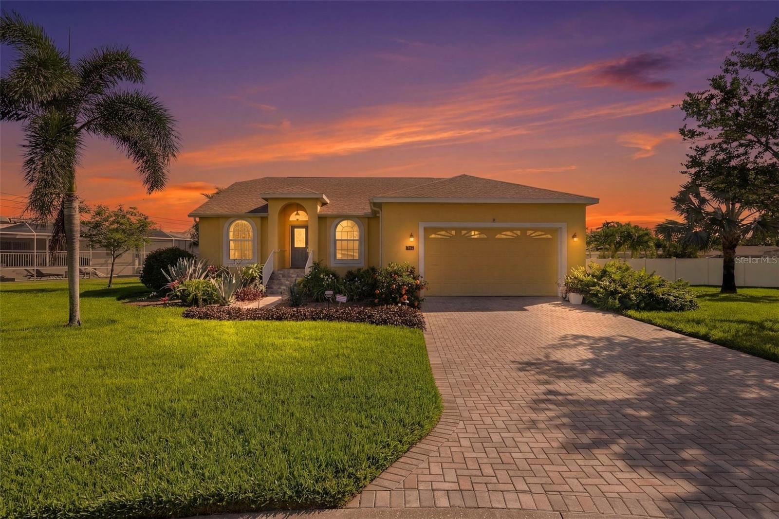 Image 37 of 44 For 4301 52nd Avenue S